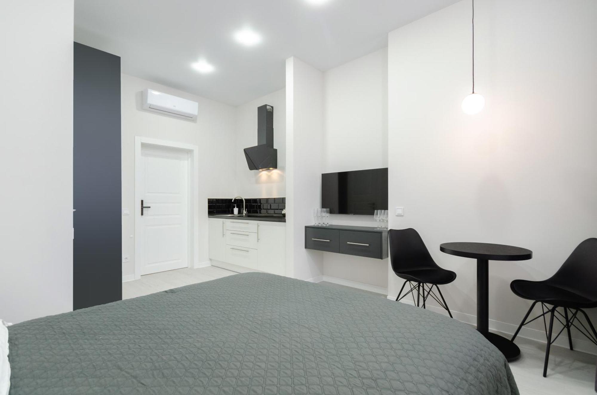 Petrovdom Inn Rc Diplomat Hall -The Smart Hotel Apartment Panoramic City View I Kiev Exterior foto